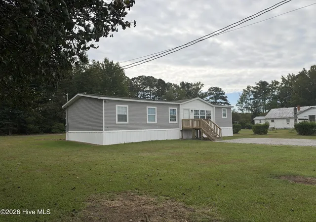 Photo 3 of Manufactured home for sale at 3189 Roy Beach Rd, Oak City, NC 27857 | MLS# 100605833 | Listing updated on 2026-10-27