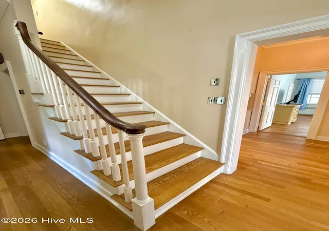 Photo 2 of Single family home for sale at 1009 Rhem St, Kinston, NC 28501 | MLS# 100600532 | Listing updated on 2026-09-03