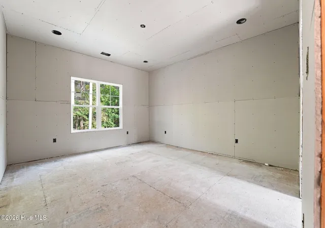 Photo 3 of Single family home for sale at 4 Mitchell Ct, Pinehurst, NC 28374 | MLS# 100600754 | Listing updated on 2026-10-12