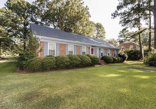 Photo 2 of Single family home for sale at 218 Forest Hills Rd Nw, Wilson, NC 27896 | MLS# 100600770 | Listing updated on 2026-09-02