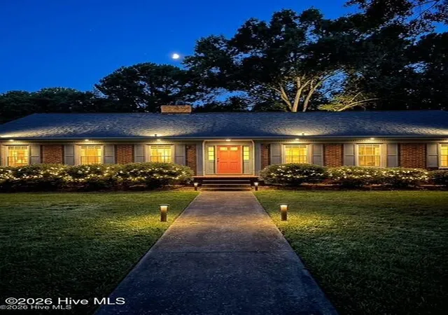 Photo 2 of Single family home for sale at 218 Forest Hills Rd Nw, Wilson, NC 27896 | MLS# 100600770 | Listing updated on 2026-10-26