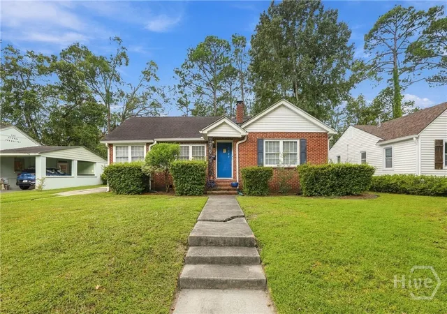 Photo 1 of Single family home for sale at 1309 E 52nd Street, Savannah, GA 31404 | MLS# SA366380 | Listing updated on 2026-10-29