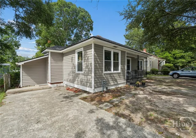 Photo 2 of Single family home for sale at 1406 E 34th Street, Savannah, GA 31404 | MLS# SA360925 | Listing updated on 2026-09-02