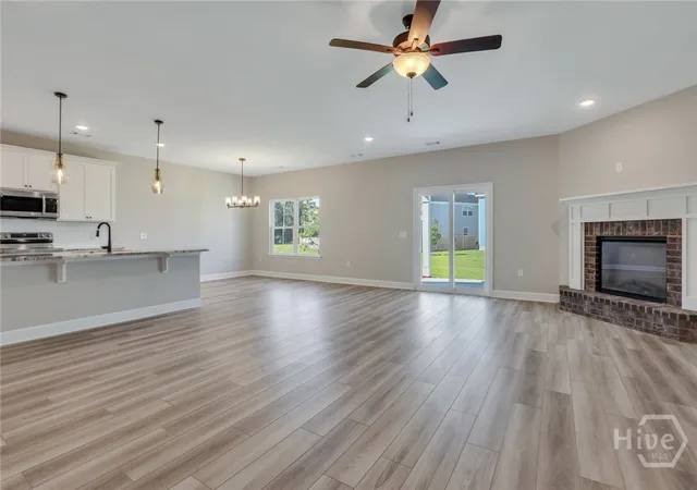 Photo 4 of Single family home for sale at 170 Hanover Pl, Richmond Hill, GA 31324 | MLS# SA357203 | Listing updated on 2026-09-03