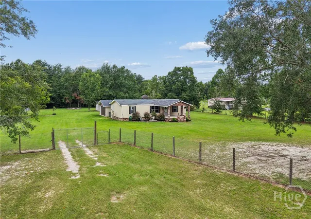 Photo 2 of Manufactured home for sale at 230 Revis Blocker Rd Ne, Glennville, GA 30427 | MLS# SA364121 | Listing updated on 2026-09-09