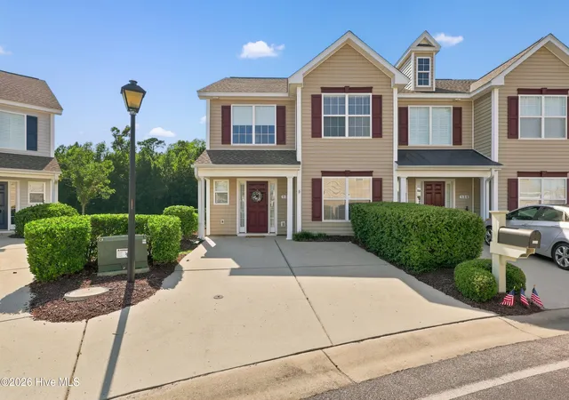 Townhouse for sale at 136 Cobblers Cir, Carolina Shores, NC 28467 | MLS# 100602223