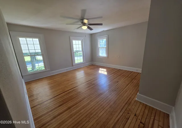 Photo 3 of Single family home for sale at 107 N Broad St, Roseboro, NC 28382 | MLS# 100601911 | Listing updated on 2026-09-19
