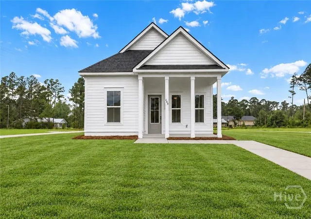 Photo 1 of Single family home for sale at 288 Ledford St, Pembroke, GA 31321 | MLS# SA363942 | Listing updated on 2026-09-11