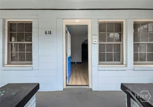 Photo 3 of Single family home for sale at 618 Magazine Ave, Savannah, GA 31415 | MLS# SA366127 | Listing updated on 2026-10-08