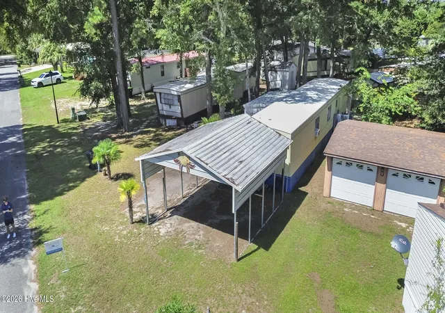 Photo 1 of Manufactured home for sale at 9136 E Calabash Dr SW, Calabash, NC 28467 | MLS# 100602633 | Listing updated on 2026-09-10