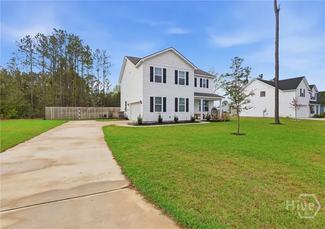 Photo 3 of Single family home for sale at 641 Timberland Cir, Richmond Hill, GA 31324 | MLS# SA351431 | Listing updated on 2026-09-04
