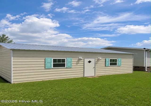 Photo 3 of Manufactured home for sale at 7537 Burney Rd, White Oak, NC 28399 | MLS# 100600956 | Listing updated on 2026-09-09
