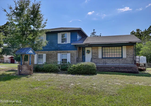 Photo 1 of Single family home for sale at 218 Spartan Rd, Wilmington, NC 28405 | MLS# 100601203 | Listing updated on 2026-09-17
