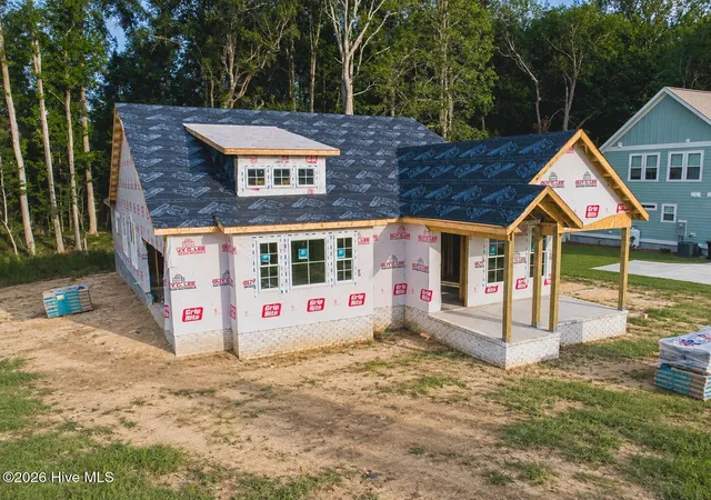 Photo 3 of Single family home for sale at 161 S Brightleaf Dr, Arapahoe, NC 28510 | MLS# 100601470 | Listing updated on 2026-09-05