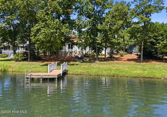 Single family home for sale at 104 Fox Run Ct, West End, NC 27376 | MLS# 100598339
