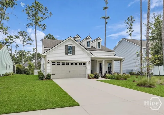 Photo 2 of Single family home for sale at 170 Mandeville Dr, Richmond Hill, GA 31324 | MLS# SA360567 | Listing updated on 2026-09-03