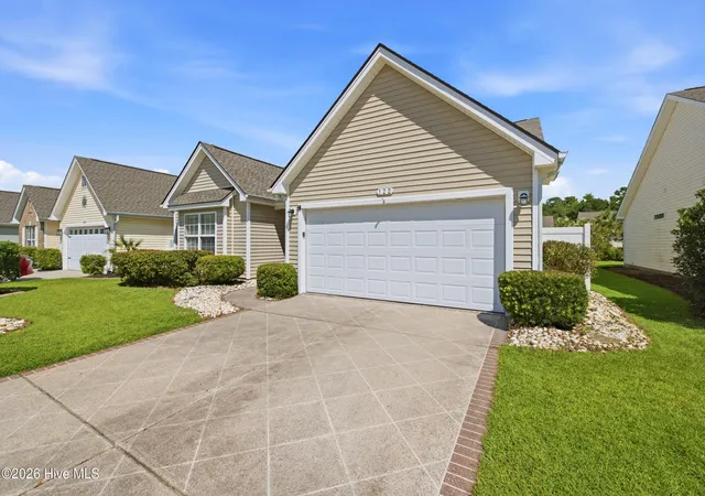 Photo 3 of Single family home for sale at 122 Planters Row Ln, Carolina Shores, NC 28467 | MLS# 100602837 | Listing updated on 2026-09-11