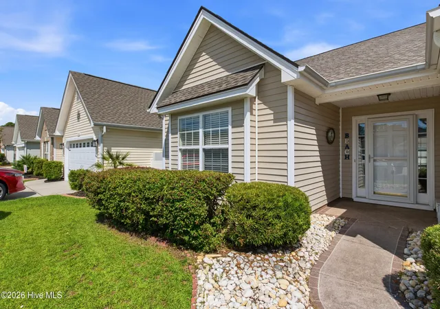 Photo 3 of Single family home for sale at 122 Planters Row Ln, Carolina Shores, NC 28467 | MLS# 100602837 | Listing updated on 2026-09-11