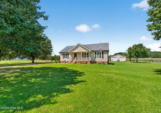 Photo 4 of Single family home for sale at 113 Crosswinds Dr, Selma, NC 27576 | MLS# 100602330 | Listing updated on 2026-09-09