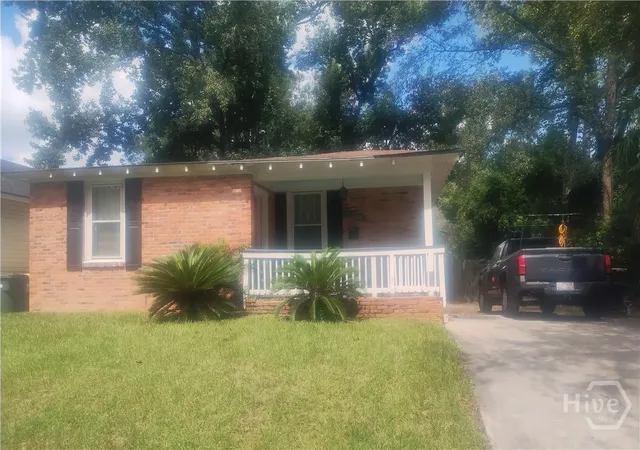 Single family home for sale at 1506 E 33rd Street, Savannah, GA 31404 | MLS# SA364509