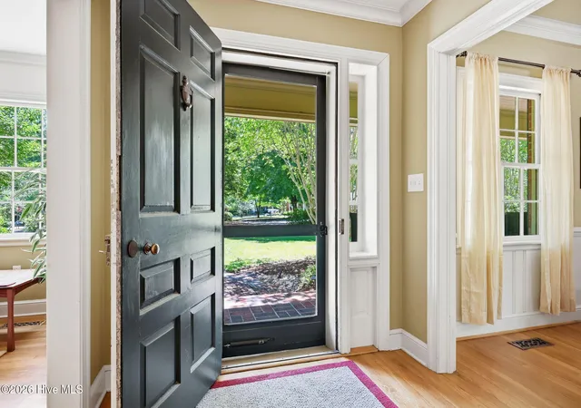 Photo 2 of Single family home for sale at 102 Middleton Pl, Greenville, NC 27858 | MLS# 100600828 | Listing updated on 2026-09-02