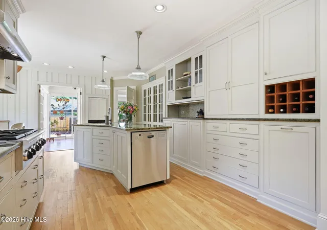 Photo 3 of Single family home for sale at 102 Middleton Pl, Greenville, NC 27858 | MLS# 100600828 | Listing updated on 2026-09-02