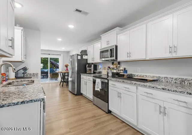 Photo 4 of Townhouse for sale at 710 Discovery Cvs, Newport, NC 28570 | MLS# 100600866 | Listing updated on 2026-09-03