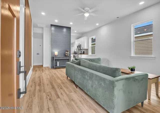 Photo 3 of Single family home for sale at 1109 Dock St, Wilmington, NC 28401 | MLS# 100602868 | Listing updated on 2026-09-14