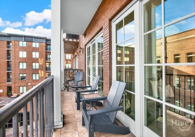 Photo 2 of Condo for sale at 165 W Bay St #402, Savannah, GA 31401 | MLS# SA363761 | Listing updated on 2026-09-04