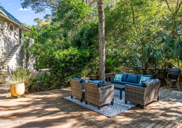 Photo 3 of Single family home for sale at 6 Keypost Ct, Bald Head Island, NC 28461 | MLS# 100601342 | Listing updated on 2026-09-08