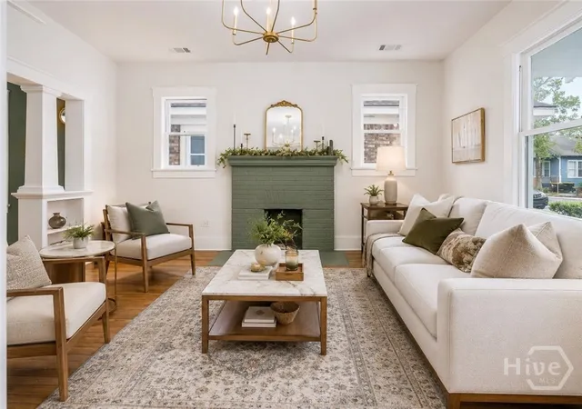 Photo 4 of Single family home for sale at 1008 E Waldburg St #A, Savannah, GA 31401 | MLS# SA360961 | Listing updated on 2026-09-07