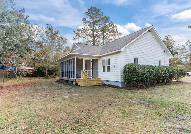 Photo 2 of Single family home for sale at 110 Carolina Ave, Leland, NC 28451 | MLS# 100568722 | Listing updated on 2026-09-10