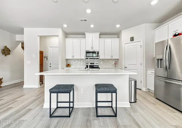 Photo 3 of Single family home for sale at 605 Blackthorne Cir Nw, Calabash, NC 28467 | MLS# 100601898 | Listing updated on 2026-09-08