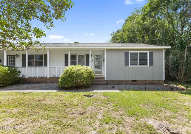 Photo 2 of House for sale at 2550 Chestnut St, Wilmington, NC 28405 | MLS# 100599384 | Listing updated on 2026-09-11