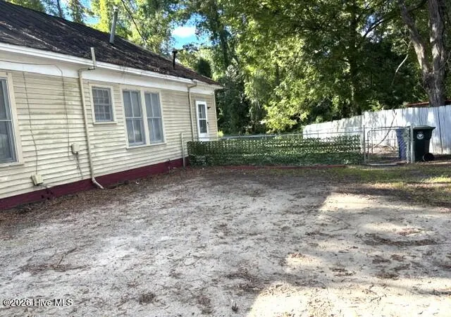 Photo 3 of Single family home for sale at 411 Raleigh Rd Pkwy N, Wilson, NC 27893 | MLS# 100609875 | Listing updated on 2026-10-16