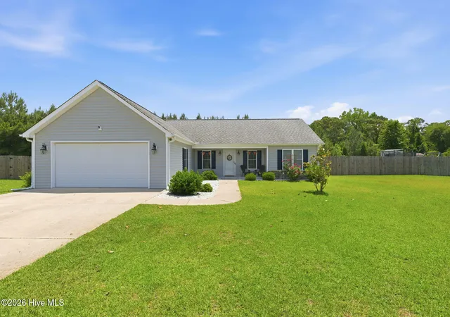 Photo 1 of Single family home for sale at 85 Plantation Oaks Dr, New Bern, NC 28560 | MLS# 100601718 | Listing updated on 2026-09-17