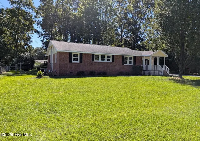 Photo 3 of Single family home for sale at 18 Bosco Dr, Jacksonville, NC 28540 | MLS# 100602709 | Listing updated on 2026-09-13