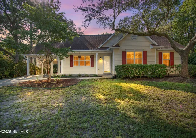 Photo 1 of Single family home for sale at 6309 Iverstone Ct, Wilmington, NC 28409 | MLS# 100601037 | Listing updated on 2026-09-09