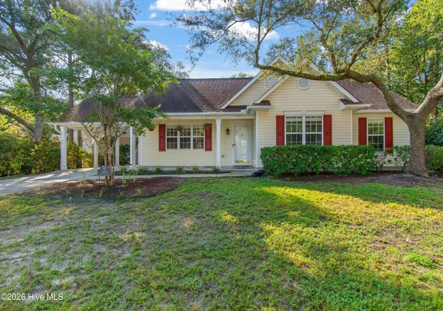 Photo 2 of Single family home for sale at 6309 Iverstone Ct, Wilmington, NC 28409 | MLS# 100601037 | Listing updated on 2026-09-09