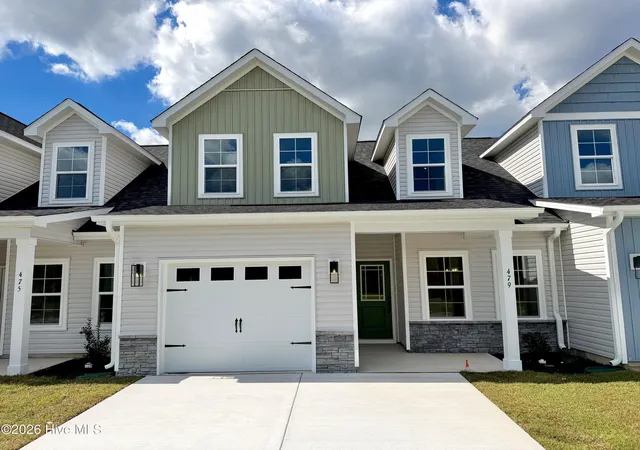 Photo 3 of Townhouse for sale at 479 Timbercrest Cir Se, Bolivia, NC 28422 | MLS# 100579540 | Listing updated on 2026-10-29