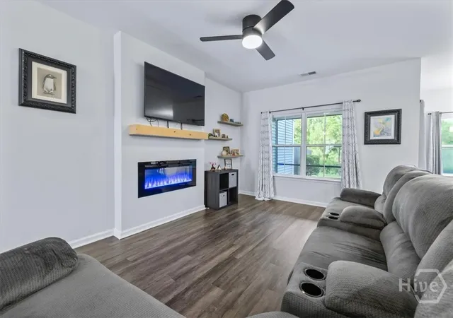 Photo 4 of Townhouse for sale at 147 Bellasera Way, Richmond Hill, GA 31324 | MLS# SA363845 | Listing updated on 2026-09-14