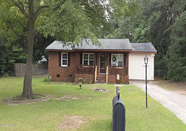 Single family home for sale at 214 Bristol Ave, Aiken, SC 29801 | MLS# 100602778