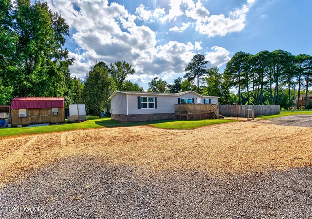 Photo 3 of Manufactured home for sale at 16 Knight Ln, Corapeake, NC 27926 | MLS# 100602280 | Listing updated on 2026-09-13