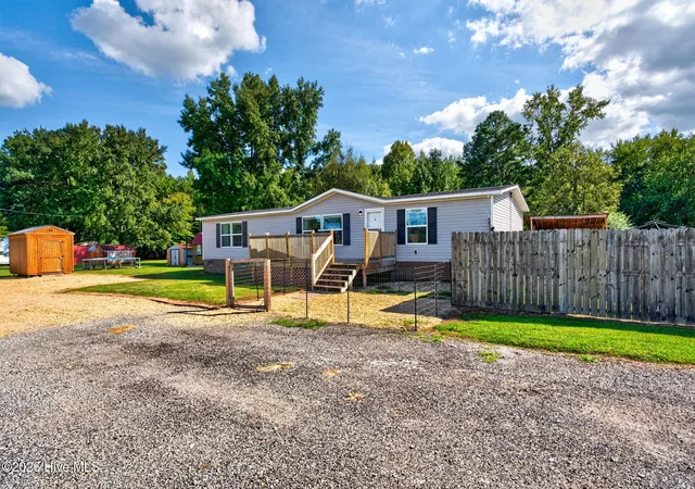 Photo 3 of Manufactured home for sale at 16 Knight Ln, Corapeake, NC 27926 | MLS# 100602280 | Listing updated on 2026-09-13