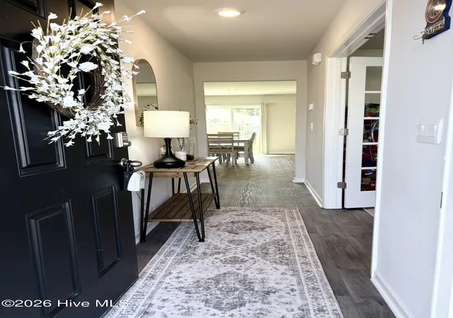 Photo 3 of Single family home for sale at 4009 Emerald View, New Bern, NC 28560 | MLS# 100596546 | Listing updated on 2026-09-14