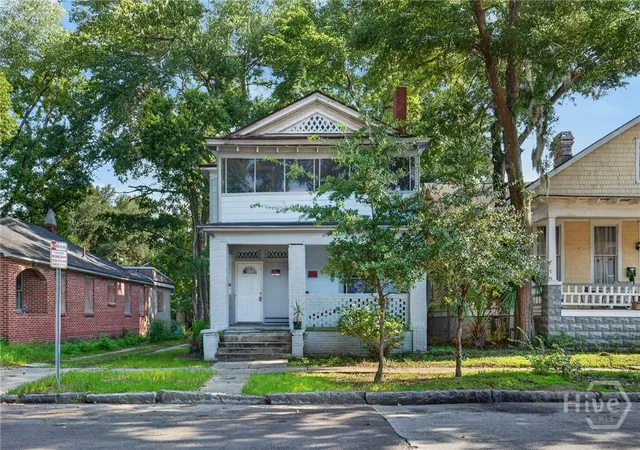 Photo 2 of Single family home for sale at 1120 E 33rd Street, Savannah, GA 31404 | MLS# SA362609 | Listing updated on 2026-09-03