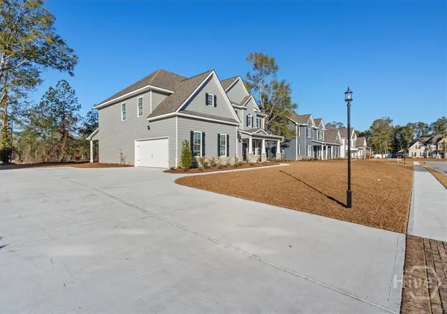 Photo 3 of Single family home for sale at 104 Concord Dr, Guyton, GA 31312 | MLS# SA345312 | Listing updated on 2026-09-14