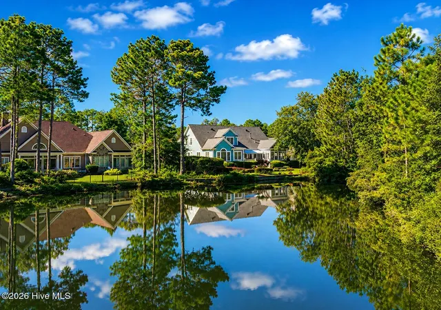 Photo 3 of Single family home for sale at 3830 Ridge Crst Dr, Southport, NC 28461 | MLS# 100600773 | Listing updated on 2026-09-04