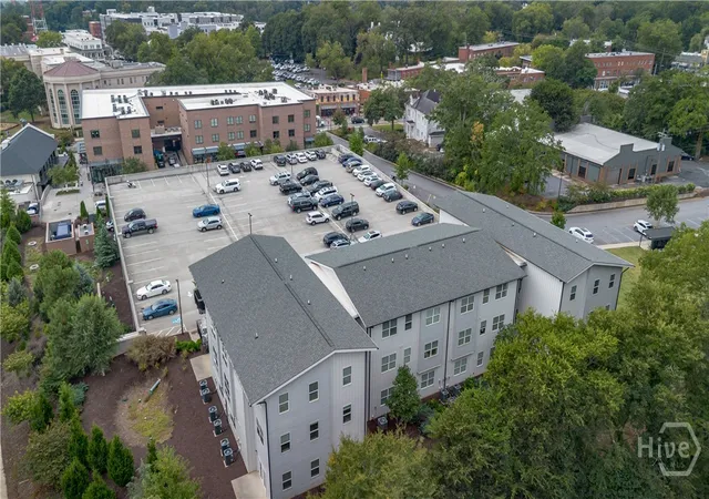 Listing Photo 1 - Condo for sale in building located at 100 Prince Ave, Athens, GA 30601 - Unit #B206