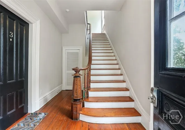 Listing Photo 3 - Condo for sale in building located at 123 W Charlton St, Savannah, GA 31401 - Unit #5